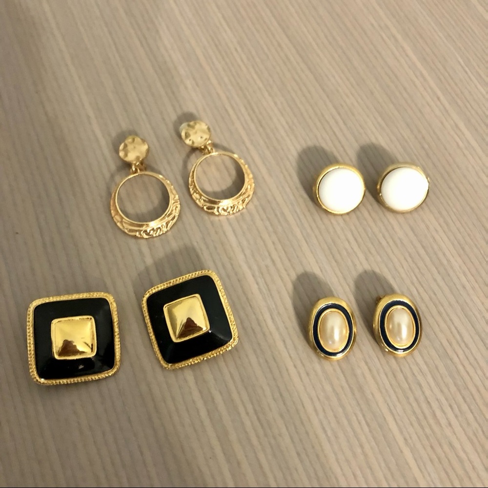 4 Pairs Vintage Clip On Earrings